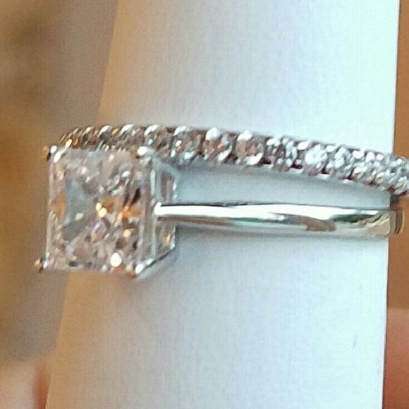 14k Solid white gold 2pc 1ct engagement ring set - Picture 3 of 8